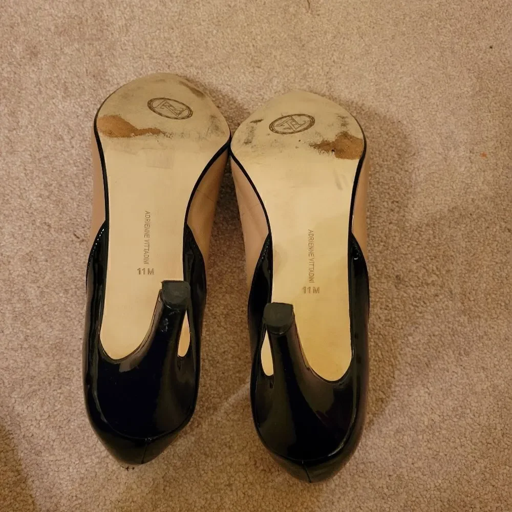 Adrienne Vittadini color block pumps size 11